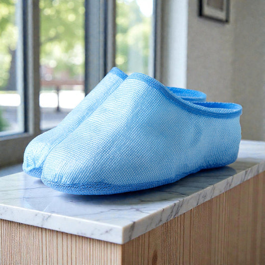 Jyntx Premium Non-Slip Disposable Shoe Covers (Set of 100)